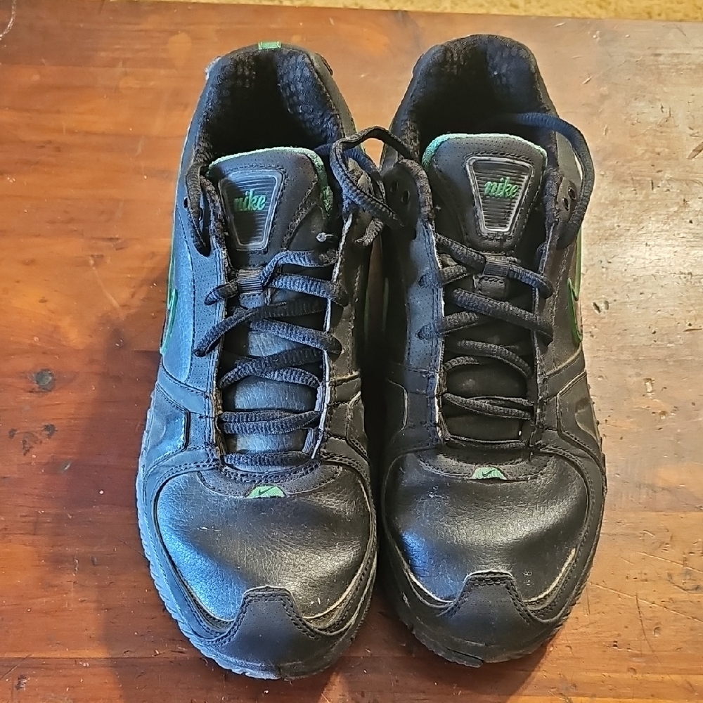Nike Men's Black Sneakers with Green Highlights